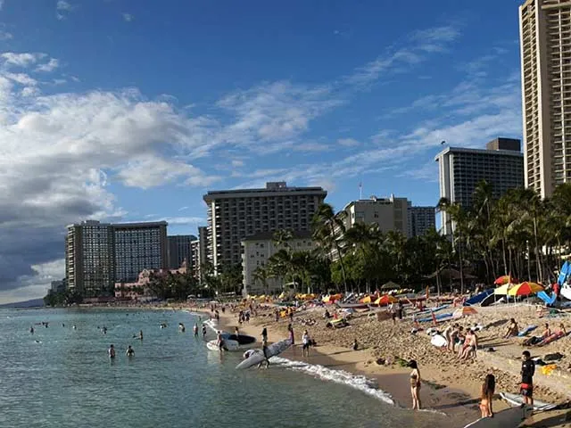 640x480_hawaii_cruise_honolulu1