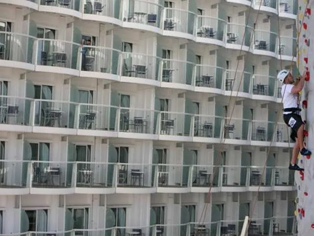 Detail_CaribbeanCruise_Allure37