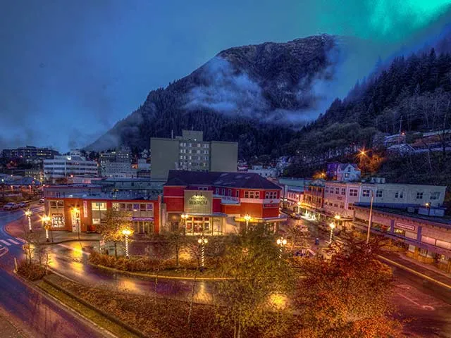 Detail_CruiseAlaska_NCLBliss_Juneau3