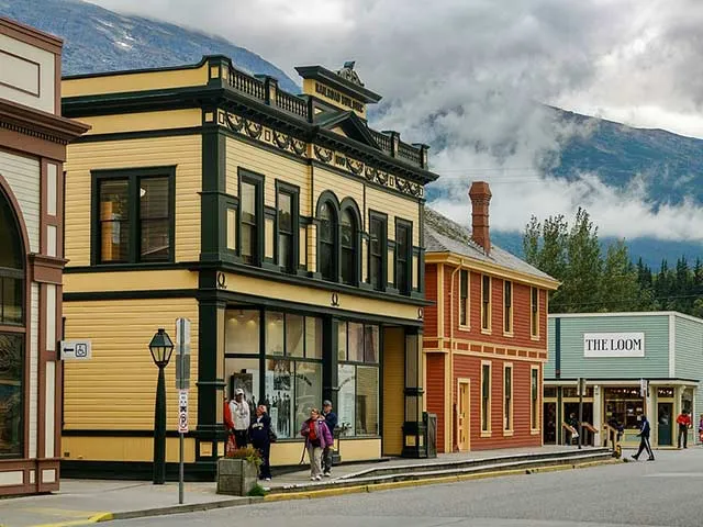 Detail_CruiseAlaska_NCLBliss_skagway2