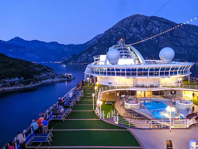 Detail_Cruise_Hawaii_Princess_Emrald5